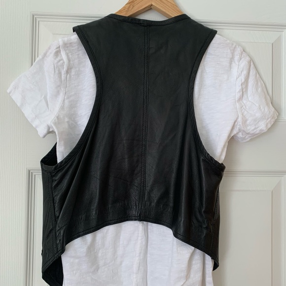 GRAHAM &SPENCER vest - Picture 4 of 7